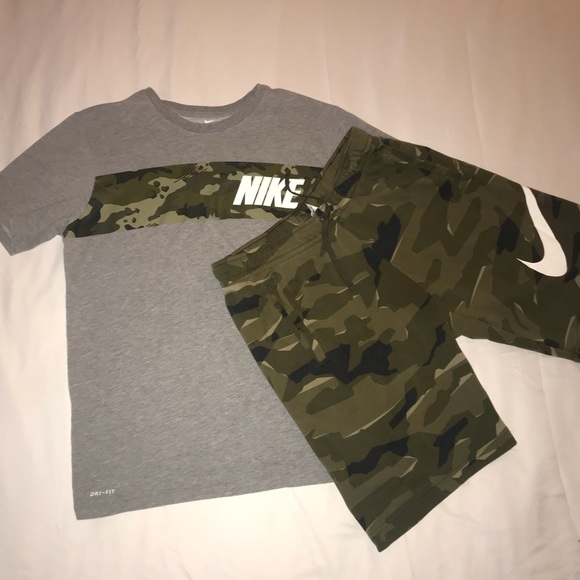 nike camo short set